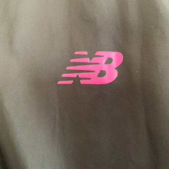New Balance Rain Jacket - Picture 3 of 6
